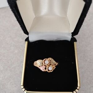 Vintage 10k Gold and Pink Floral Ring